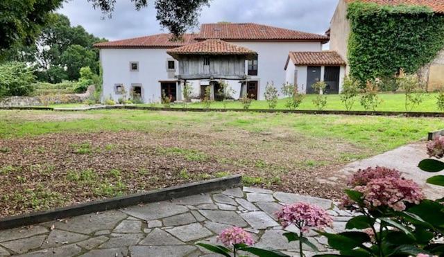 בית הארחה Villanueva de Pria 	La Ribera De Pria מראה חיצוני תמונה