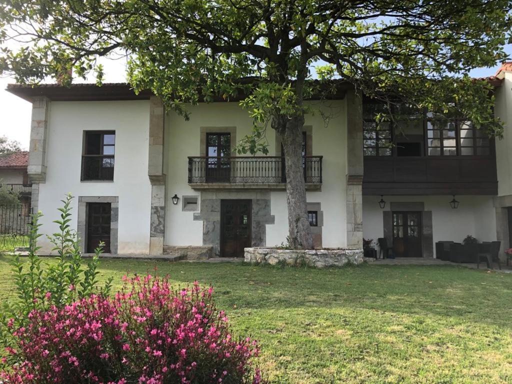 בית הארחה Villanueva de Pria 	La Ribera De Pria מראה חיצוני תמונה