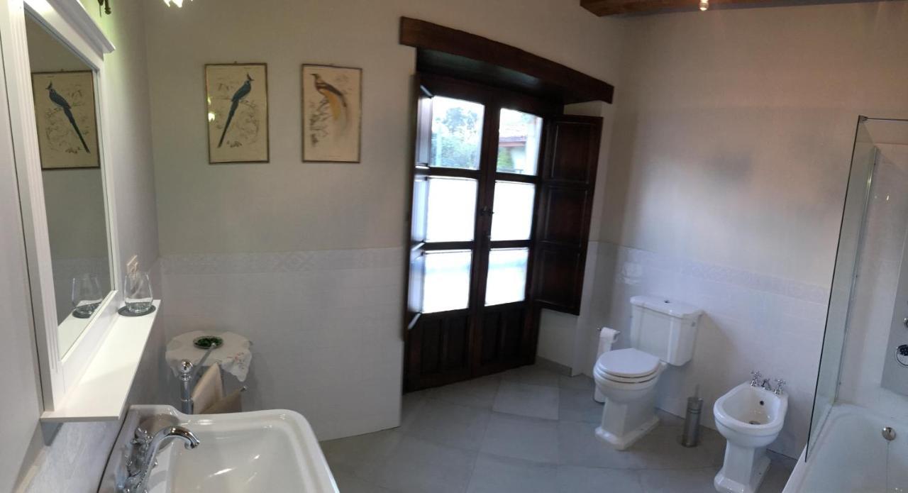 בית הארחה Villanueva de Pria 	La Ribera De Pria מראה חיצוני תמונה