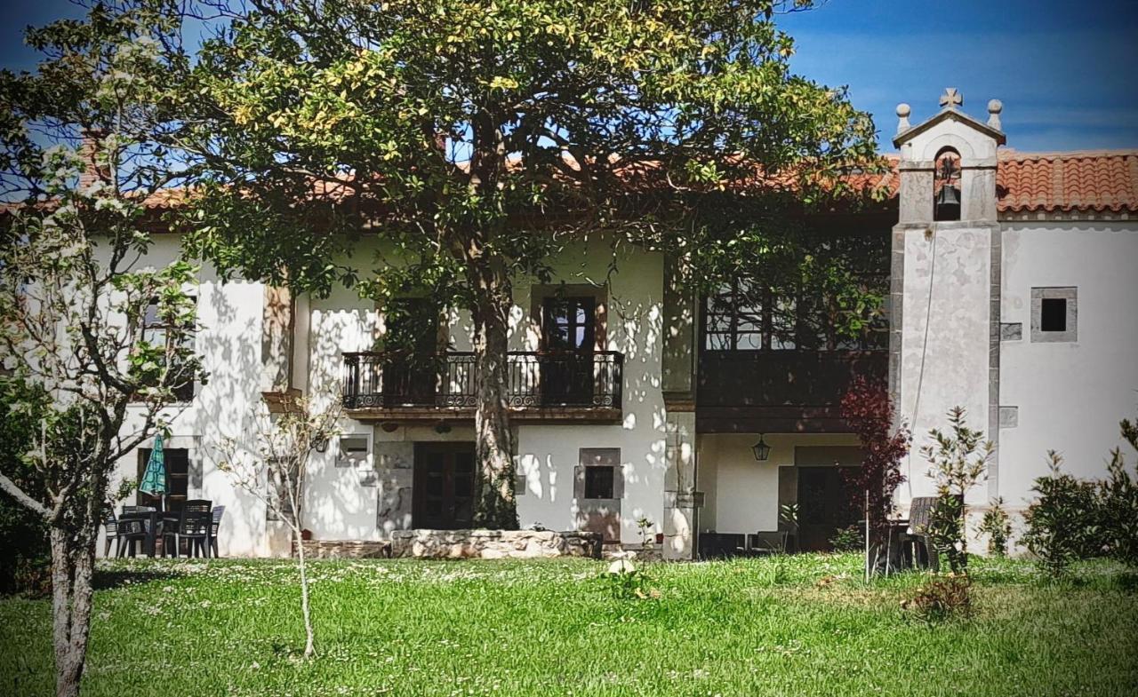 בית הארחה Villanueva de Pria 	La Ribera De Pria מראה חיצוני תמונה
